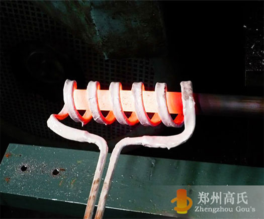 利用中頻淬火爐對鉆桿進行淬火處理